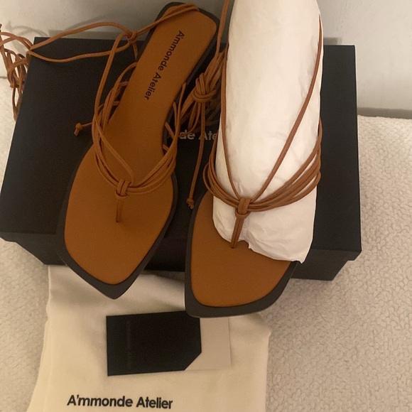 Clean new sandols - Picture 7 of 8